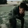 Новый мир рождается в муках массового безумия (Новый мир рождается в муках массового безумия) Новый мир рождается …