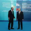 'Извивается как уж на сковородке'. Президент Казахстана публично уговаривал Путина остановить СВО (Извивается как уж на сковородке. Президент Казахстана публично уговаривал Путина остановить СВО) Извивается как уж на…